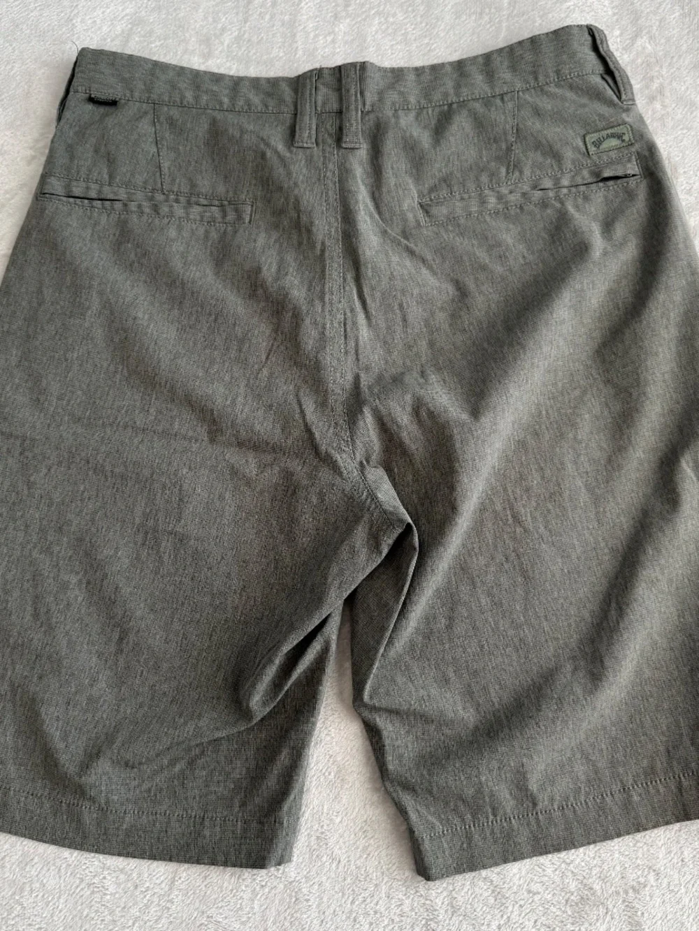 Billabong Recycler Crossfire Submersibles Mens Hybrid Shorts Size 28 Light Green